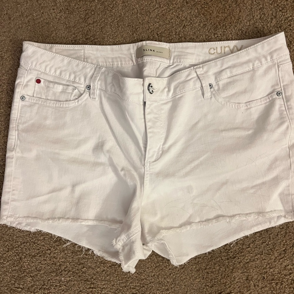 Slinky brand Curvy white jean shorts size 20